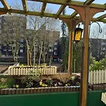 200 Qm Wohnug Mit Sonnenterrasse Und Wintergarten