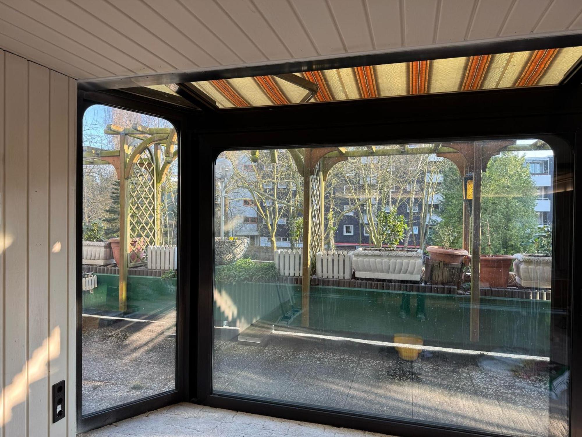 Apartment 200 Qm Wohnug Mit Sonnenterrasse Und Wintergarten Hannover
